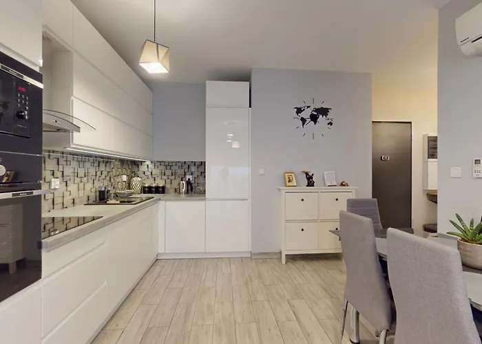 Rodzinny Z 2 Osobnymi Sypialniami Blisko Rynku Lägenhet